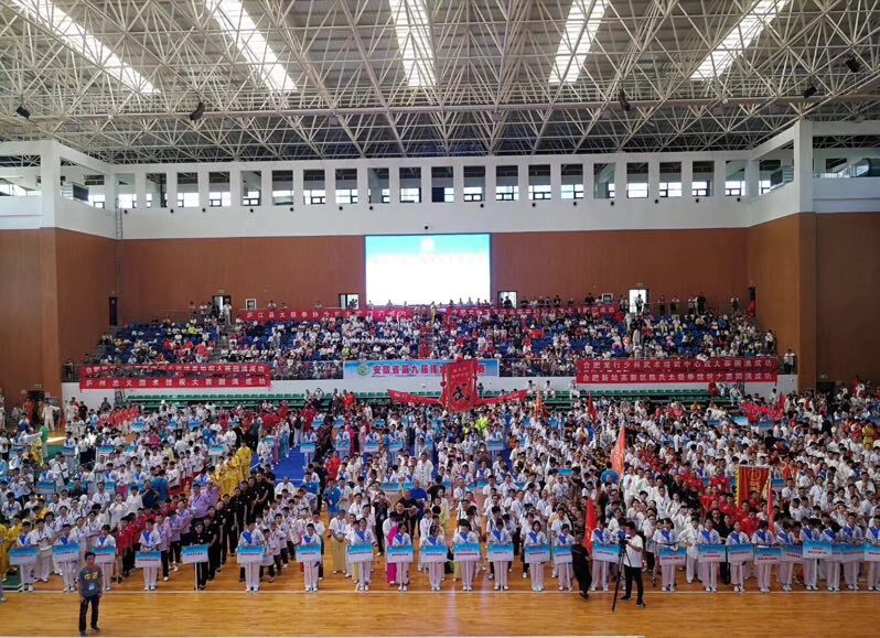 20180717143501_6127 6966集团-不凡成就非凡,相信品牌的力量