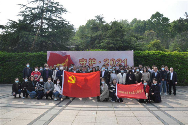 6966集团-不凡成就非凡,相信品牌的力量