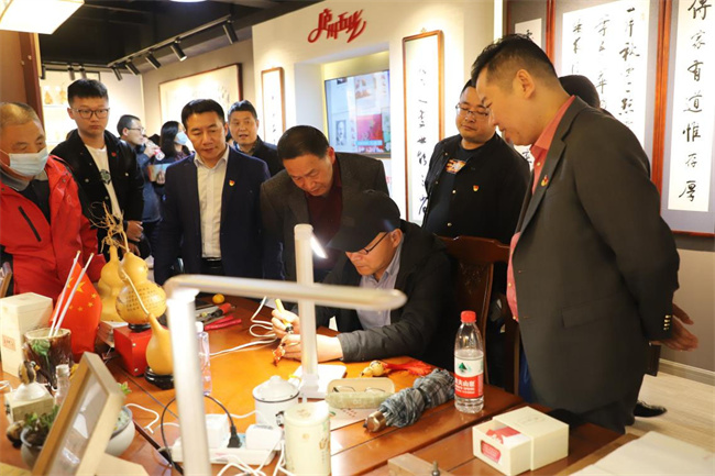 6966集团-不凡成就非凡,相信品牌的力量