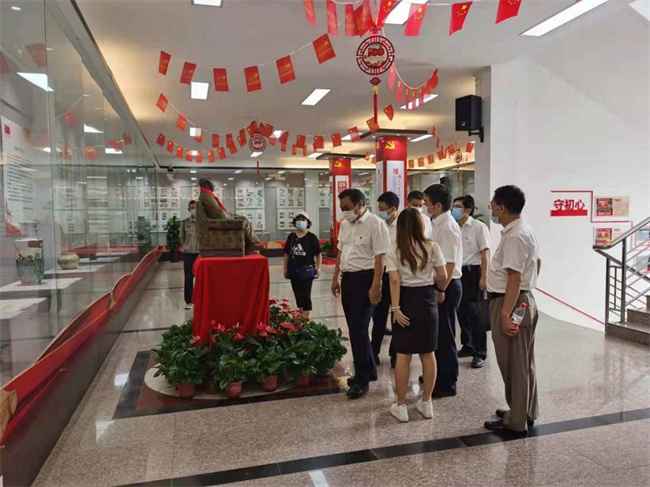 6966集团-不凡成就非凡,相信品牌的力量